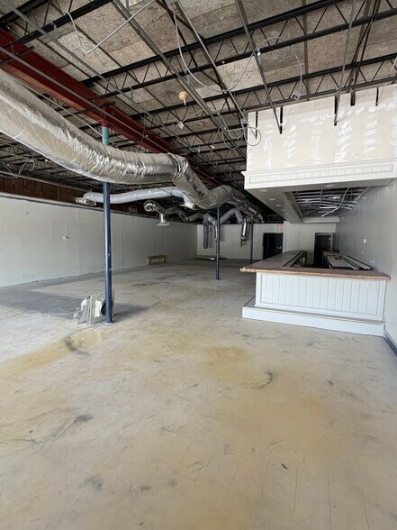 More Photos Of 5601 Rivers Ave, North Charleston Unknown For Lease