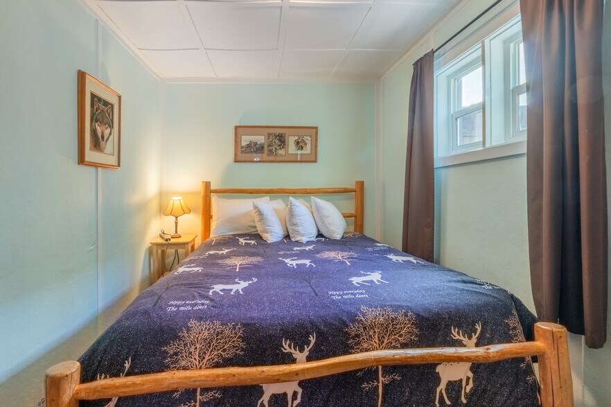 More Photos Of 416 Grand Ave, Grand Lake Hotel For Sale