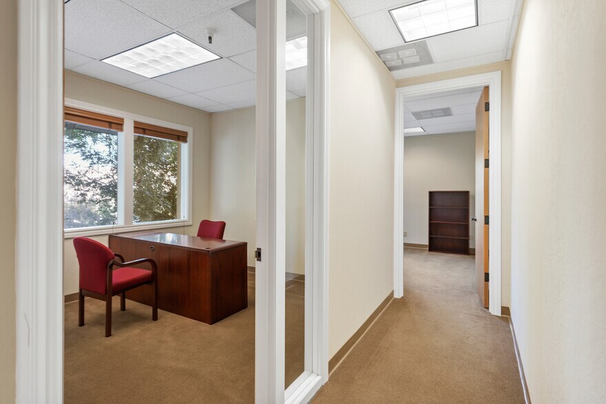 More Photos Of 289 S San Antonio Rd, Los Altos Office For Lease