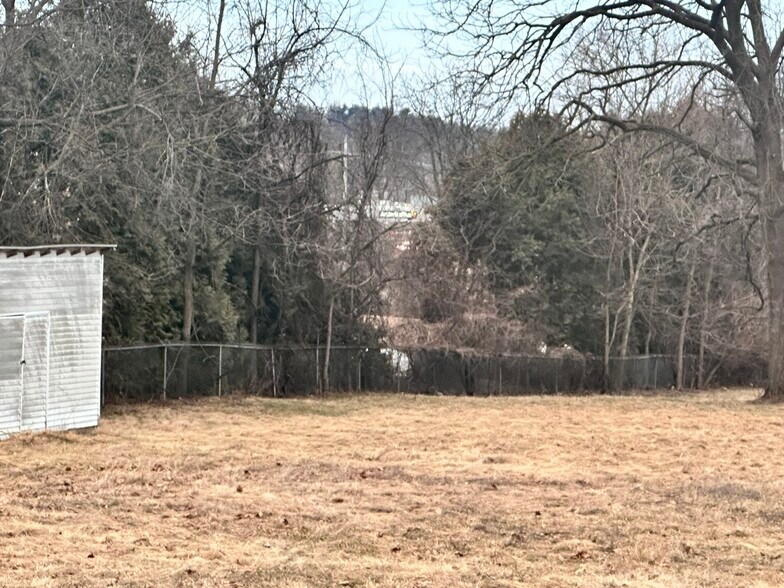 More Photos Of 2511 Gettysburg Rd, Camp Hill Warehouse For Sale