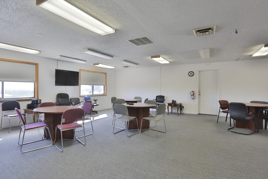 More Photos Of 12640 W Cedar Dr, Lakewood Office For Lease