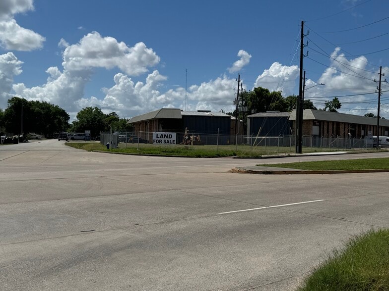 More Photos Of 0 Gessner Rd., Houston Land For Sale