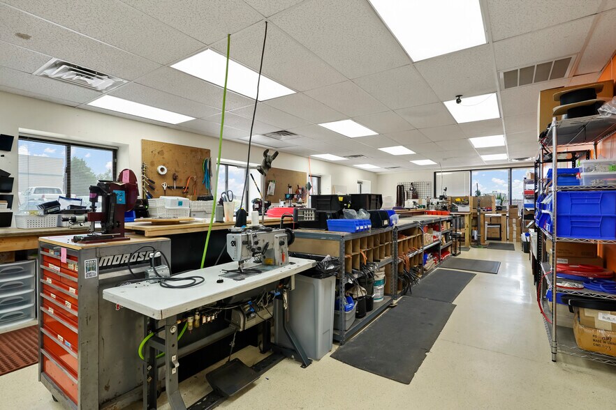 More Photos Of 350-366 Norfolk St, Aurora Light Manufacturing For Sale
