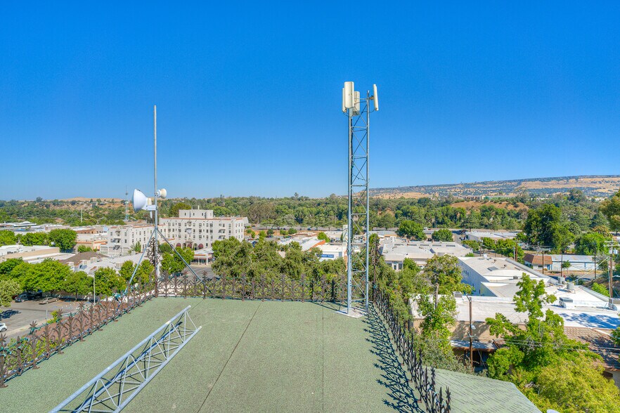 More Photos Of 2109 Robinson St, Oroville Specialty For Sale