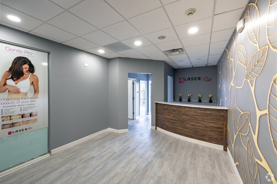 More Photos Of 315 Walt Whitman Rd, Huntington Station Office For Lease