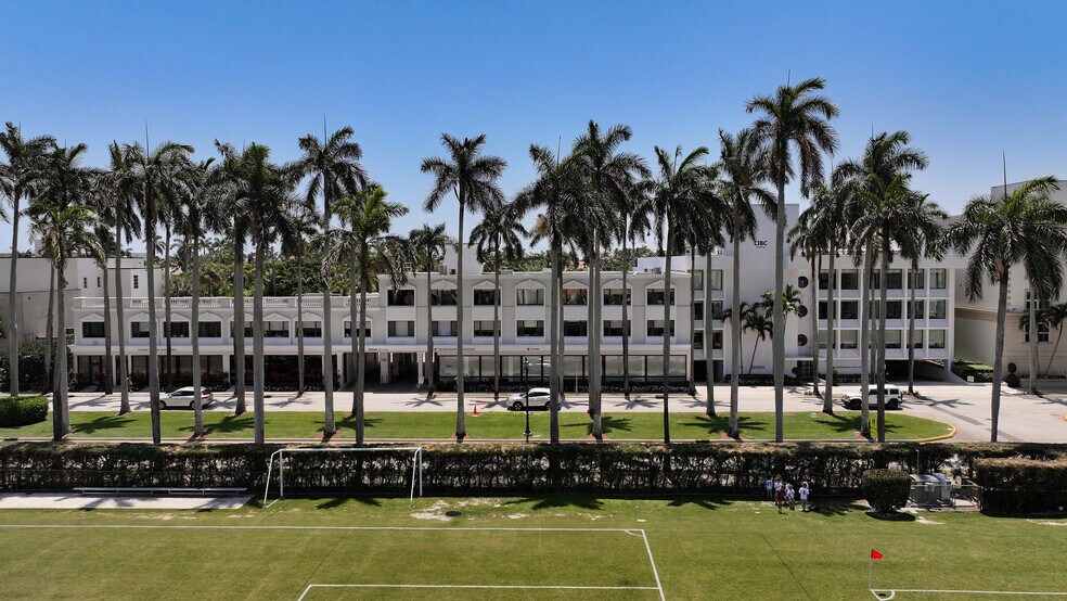 More Photos Of 324 Royal Palm Way, Palm Beach Office For Lease