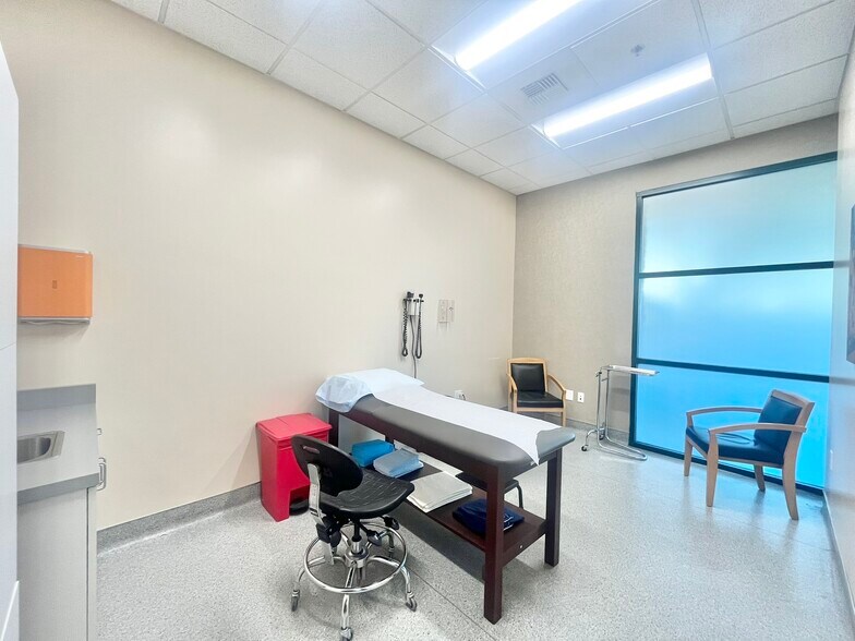 More Photos Of 3840 Watt Ave, Sacramento Medical For Sale