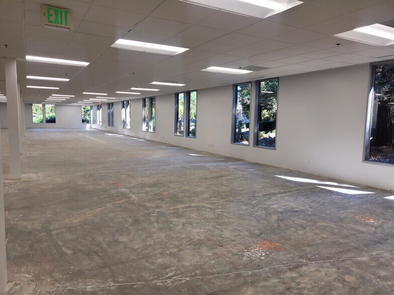 More Photos Of 2835 Mitchell Dr, Walnut Creek Unknown For Lease