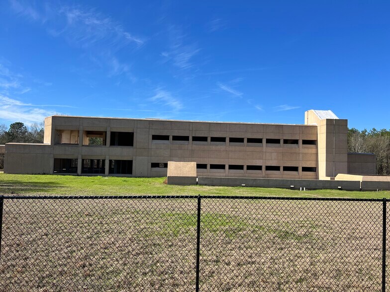 More Photos Of 815 E State Highway 204, Jacksonville Medical For Sale