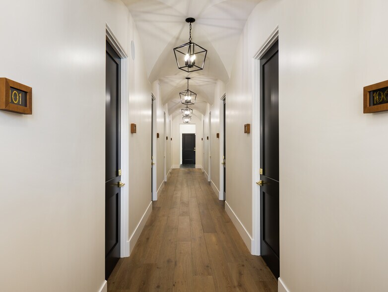 More Photos Of 1427 W 8th St, San Pedro Coworking Space