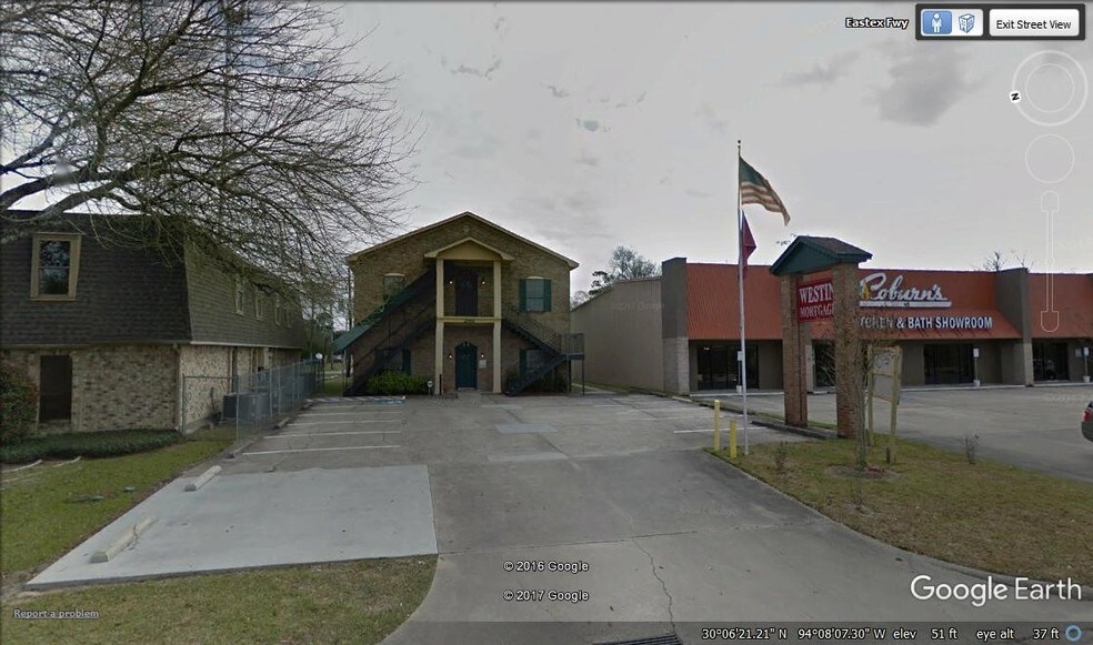 More Photos Of 2914 Eastex Fwy, Beaumont Office For Lease