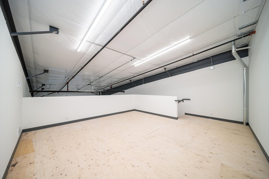 More Photos Of 1708 Carolina St, Bellingham Warehouse For Lease