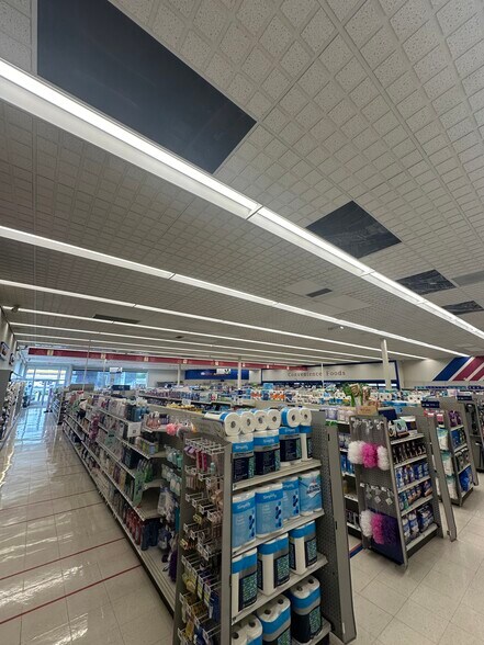 More Photos Of 2010 N Saint Helen Rd, Saint Helen Drugstore For Lease