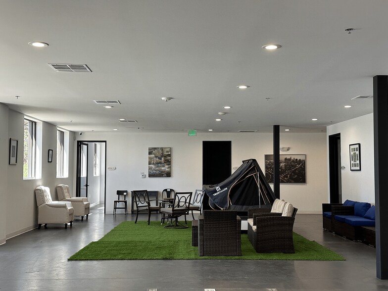 More Photos Of 1801 E Holt Blvd, Ontario Loft Creative Space For Lease