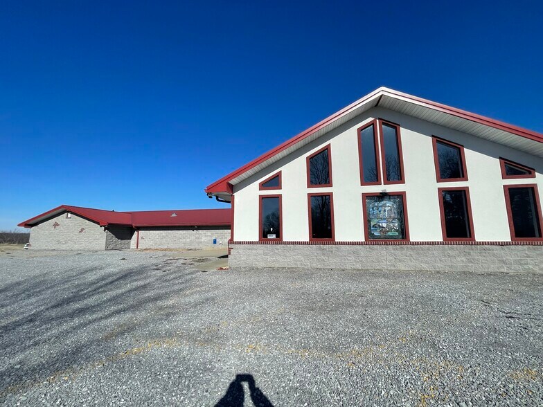 Primary Photo Of 2967 KY-93, Eddyville Flex For Sale