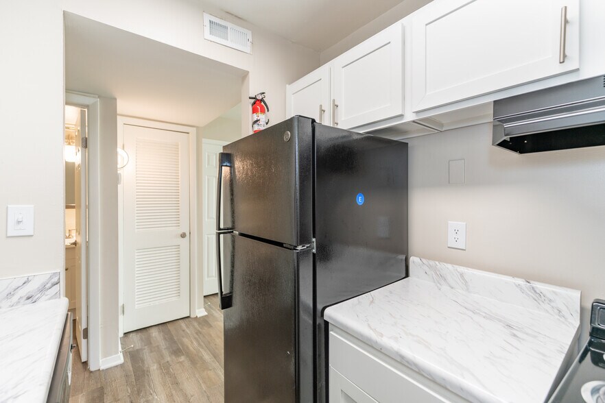 More Photos Of 495 Nelson Dr, Newport News Apartments For Sale