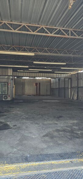 More Photos Of 3500 Gage Ave, Bell Auto Repair For Lease
