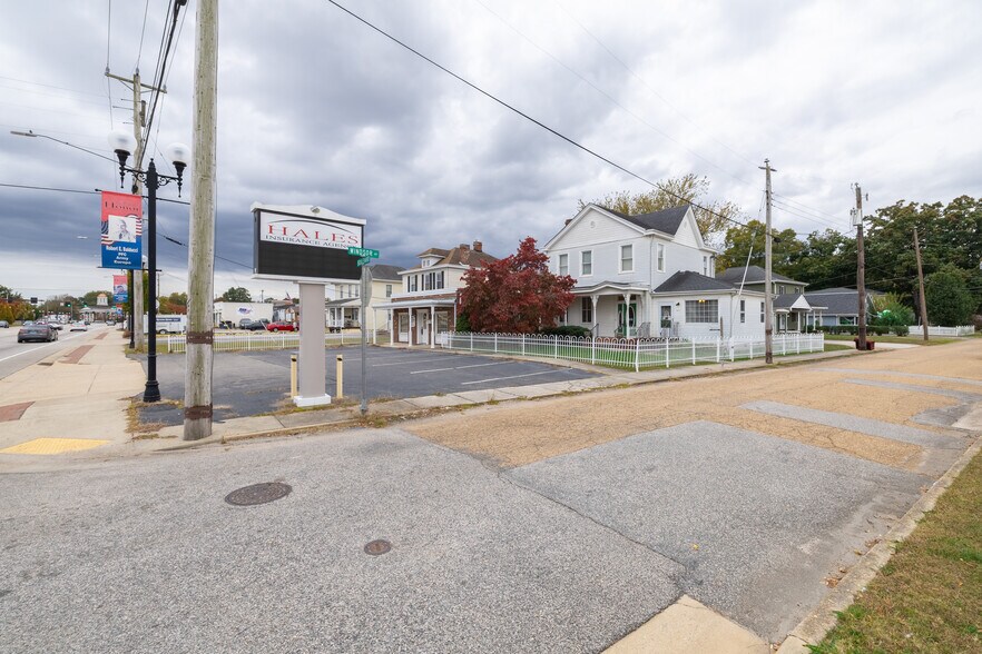 More Photos Of 664 Boulevard, Colonial Heights Office For Sale