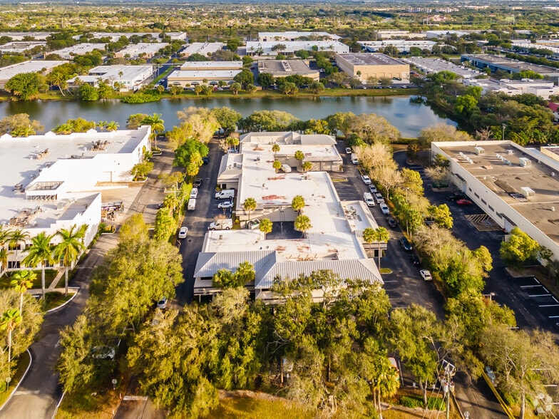 More Photos Of 1141 S Rogers Cir, Boca Raton Distribution For Lease