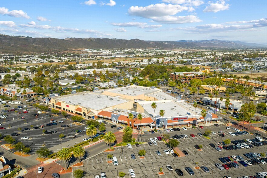 More Photos Of 27520 Ynez Rd, Temecula General Retail For Sale