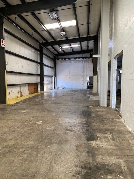 More Photos Of 145 Hamilton St, New Haven Manufacturing For Sale