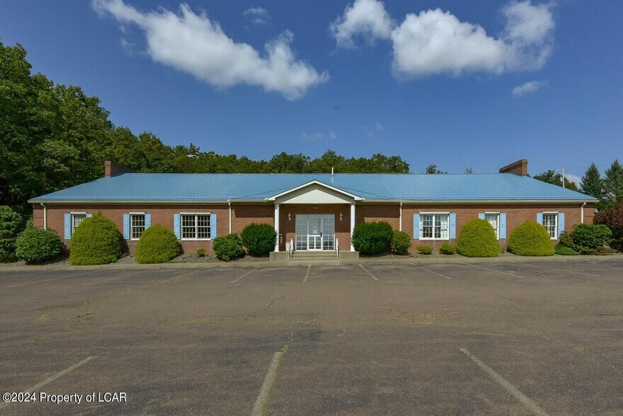 More Photos Of 832 Airport Rd, Hazle Township Medical For Sale