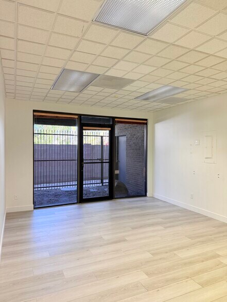 More Photos Of 4144 N 44th St, Phoenix Office For Lease