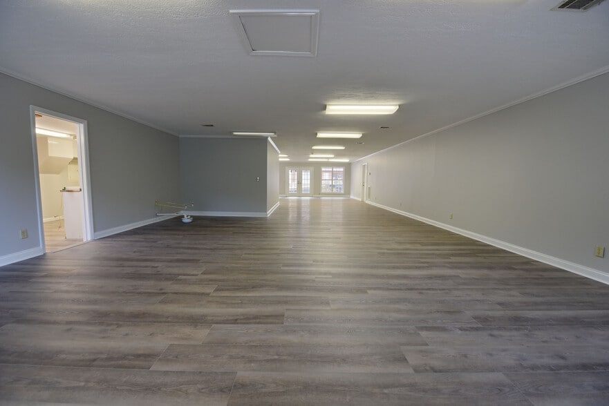 More Photos Of 3196 Highway 515 E, Blairsville Storefront For Lease