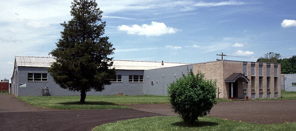 More Photos Of 3170 Knights Rd, Bensalem Warehouse For Lease