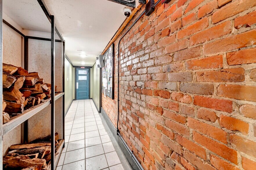 More Photos Of 121 W Main St, Trinidad General Retail For Sale