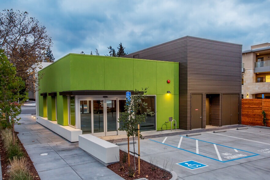 More Photos Of 2875 El Camino Real, Palo Alto Office For Lease
