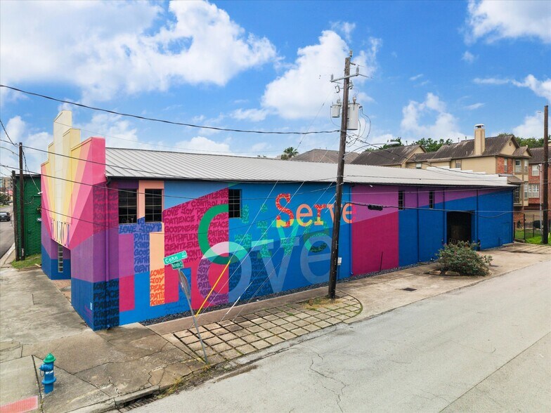 More Photos Of 5913 Washington Ave, Houston Office Residential For Sale