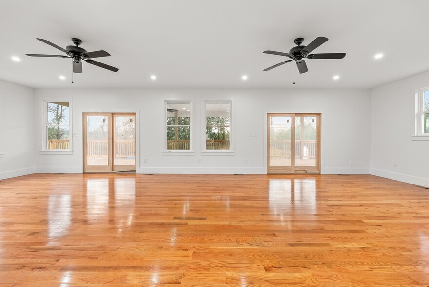 More Photos Of 15115 Forest Road, Forest Office For Lease