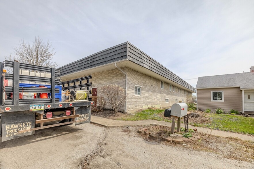 More Photos Of 3 E Division St, Remington Apartments For Sale