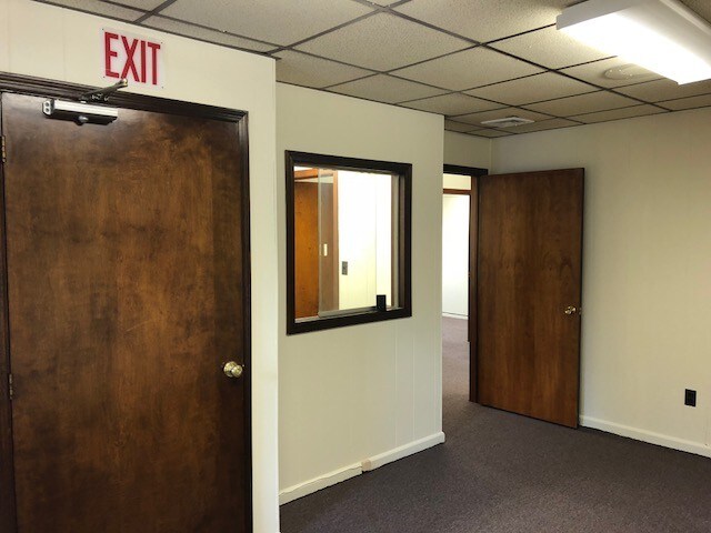 More Photos Of 332-334 North Ave, Garwood Loft Creative Space For Lease