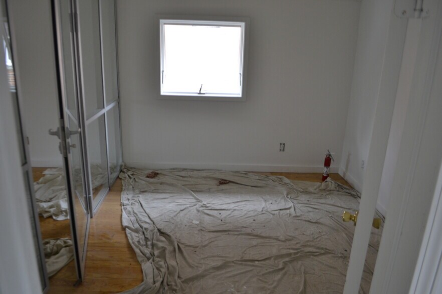 More Photos Of 9 Monroe St, Ellicottville Storefront Retail Residential For Lease