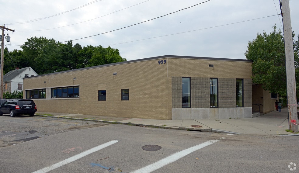 Primary Photo Of 959 N Main St, Providence Office For Lease