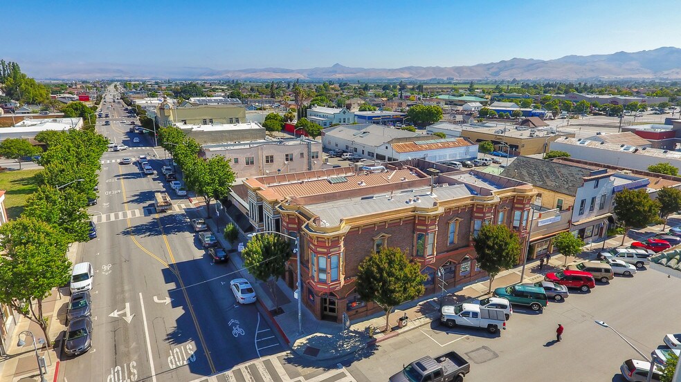 More Photos Of 449-455 San Benito St, Hollister Storefront Retail Office For Lease