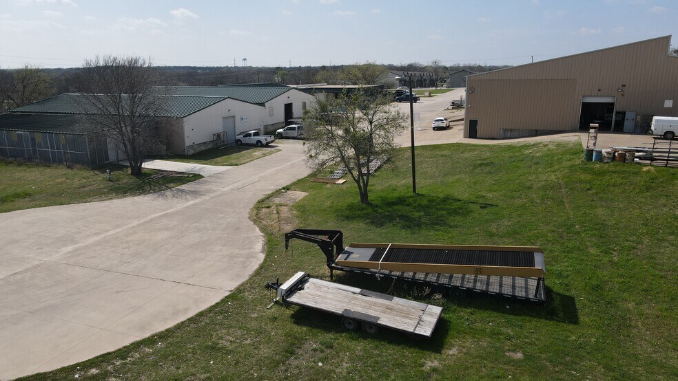 More Photos Of 4809 Century Dr, Forest Hill Warehouse For Sale