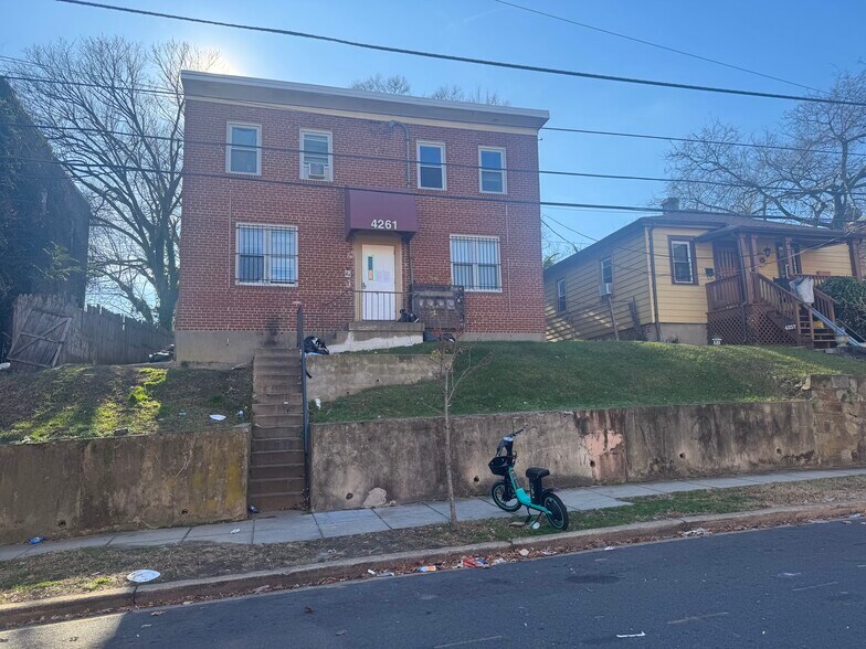 More Photos Of , Washington Multifamily For Sale