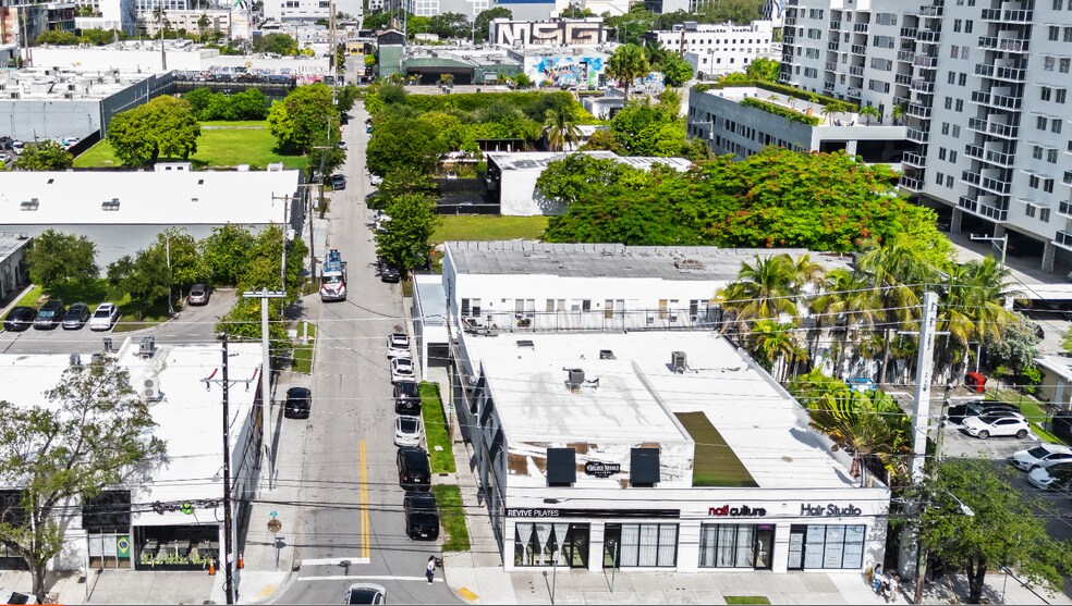 More Photos Of 161 NE 24th St, Miami Storefront Retail Office For Sale