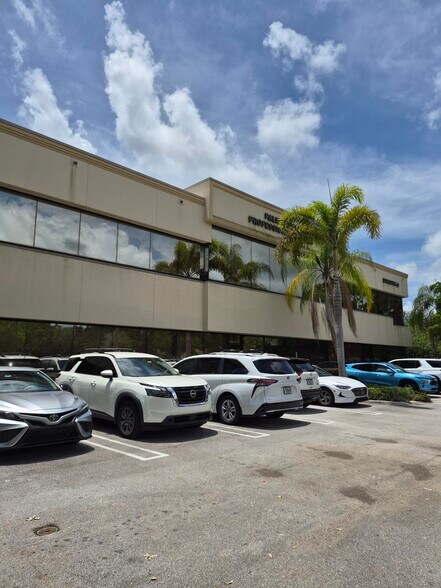 More Photos Of 12983 Southern Blvd, Loxahatchee Medical For Lease