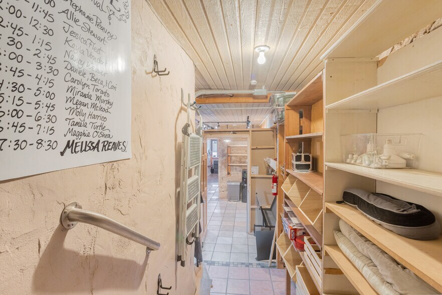 More Photos Of 40 Main St, Bisbee General Retail For Sale