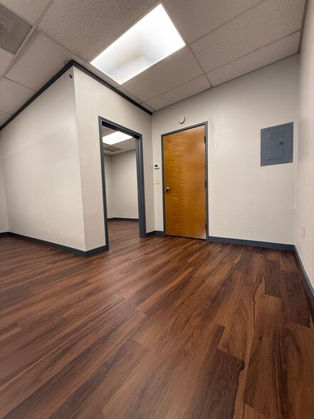 More Photos Of 330 S Blue Mound Rd, Fort Worth Freestanding For Sale