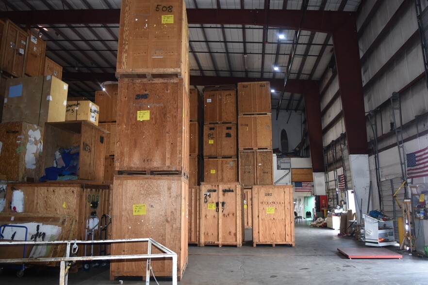 More Photos Of 5160 N 140th Ave, Clearwater Warehouse For Sale