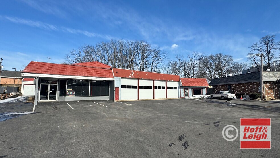 More Photos Of 1395 Gardner Blvd, Barberton Auto Repair For Lease