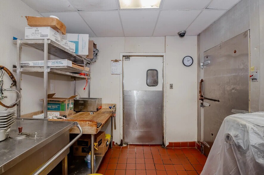 More Photos Of 4201 N Navarro St, Victoria Fast Food For Sale