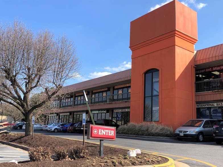 More Photos Of 4 S McCain Dr, Frederick Unknown For Lease