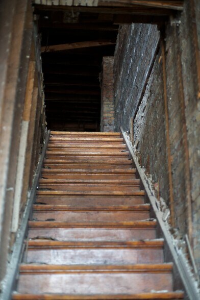 More Photos Of 6452 S Ashland Ave, Chicago Flex For Sale