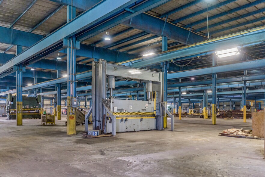 More Photos Of 42134 FM 510, Los Fresnos Manufacturing For Sale